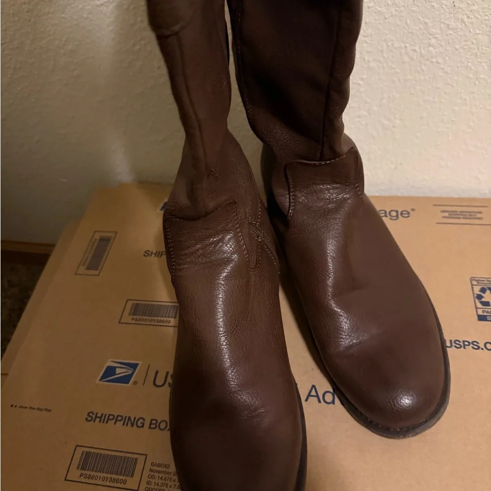 Unr8ed Brown Knee-High‎ Leather Boots